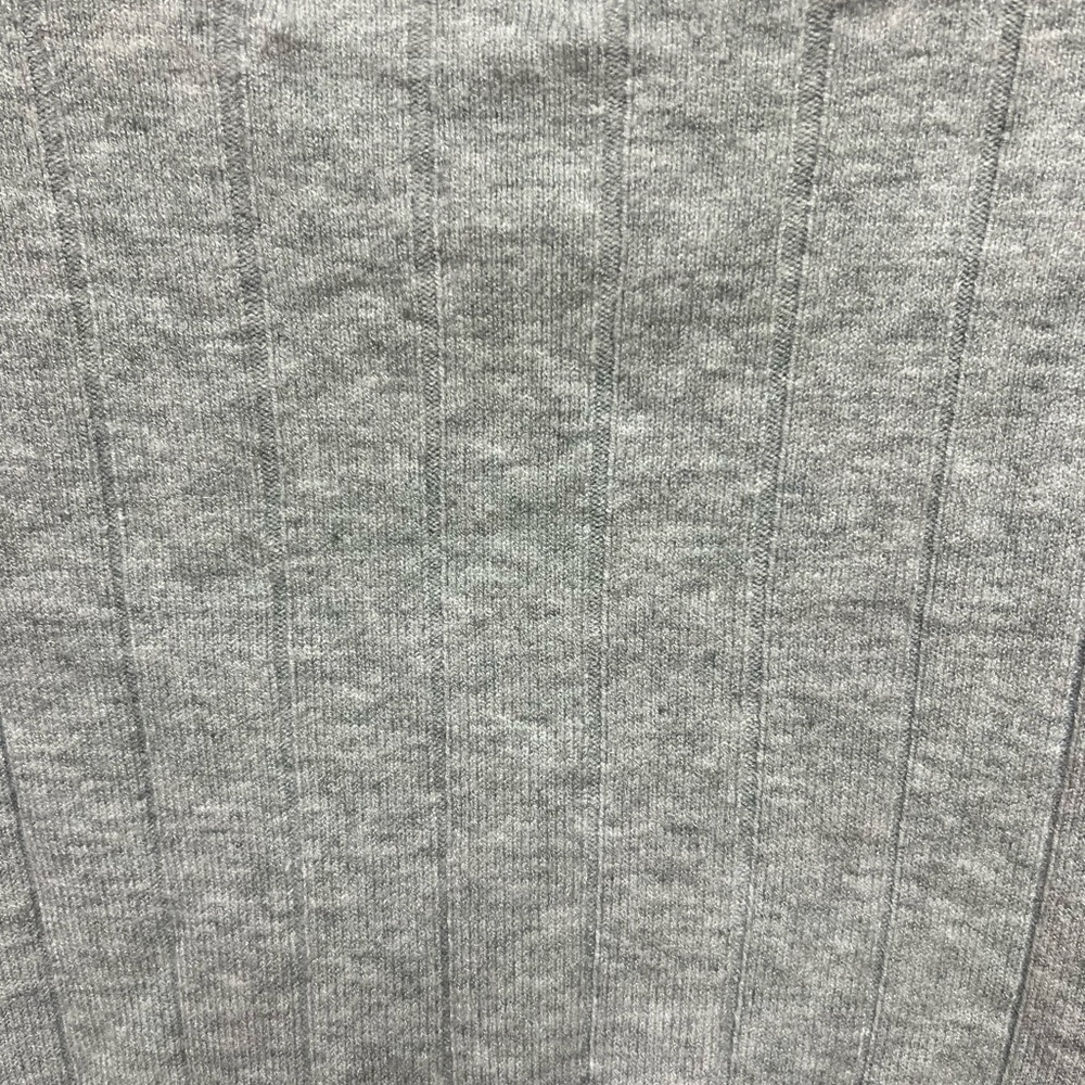 No Boundaries Light Gray Ribbed Crew Neck Sweater - Picture 4 of 4